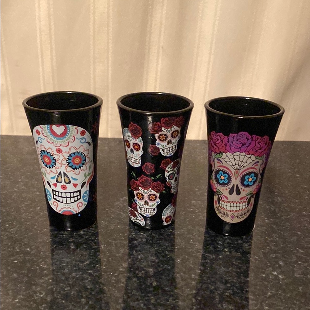 Set of 3 Black Skull Shot Glasses
